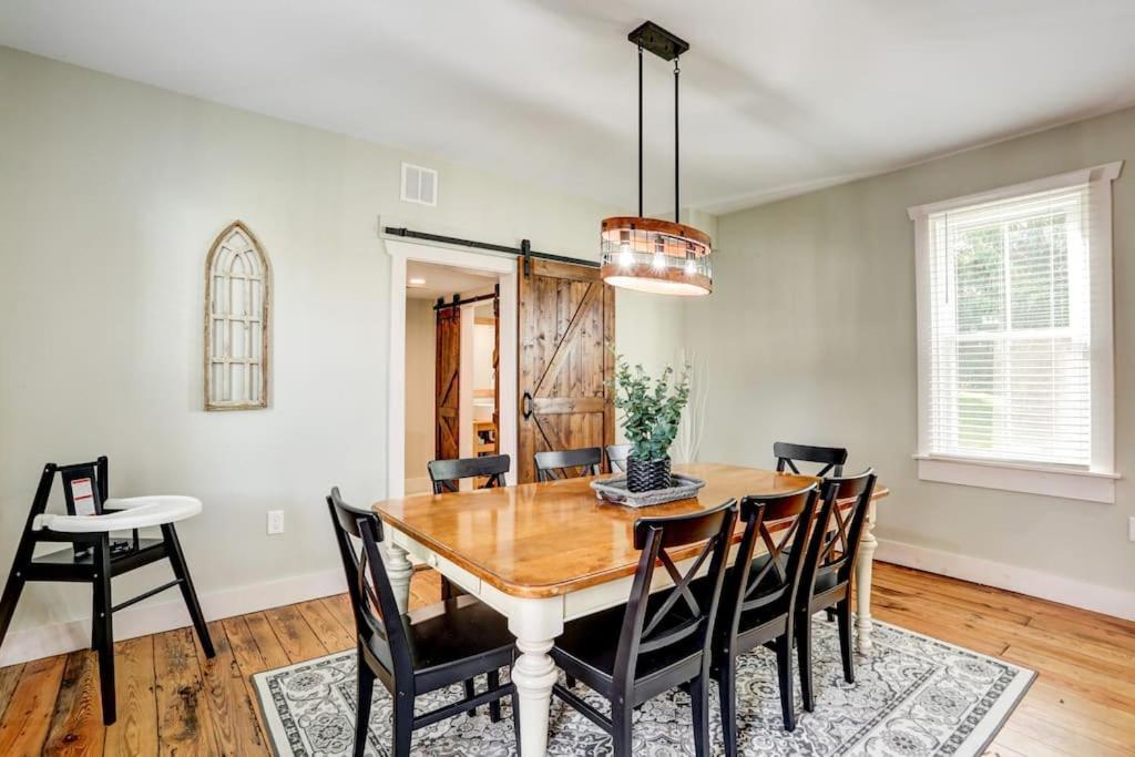 Beautiful Farmhouse Close To Lanc Hershey Etown Mount Joy المظهر الخارجي الصورة